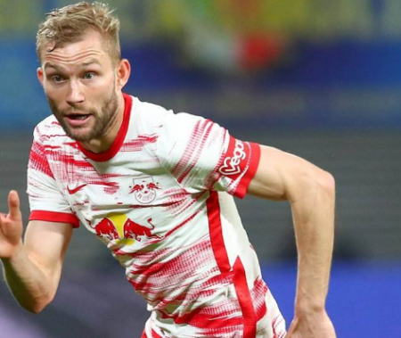 بايرن ميونخ ينهي صفقة كونراد لايمر